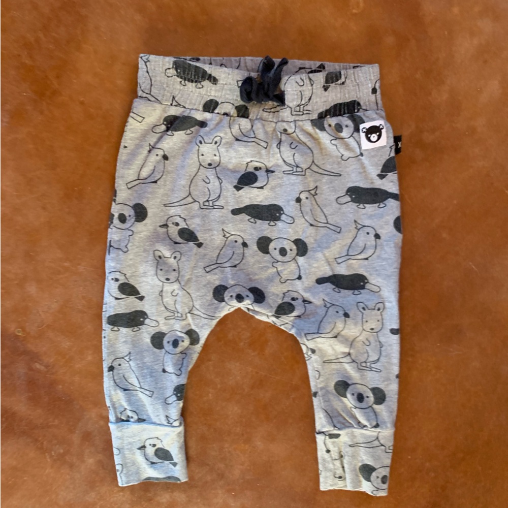 Huxbaby good to EUC special edition size 1 drop crotch cotton pants (12-18 mos)